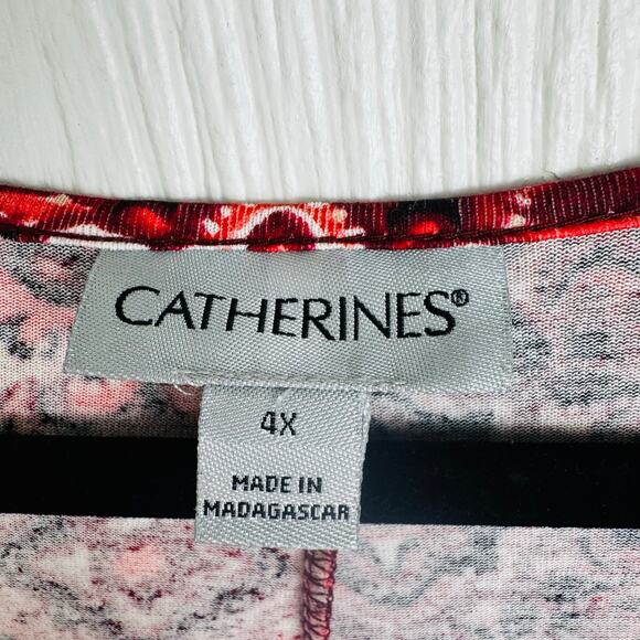 Women's Red Patterned Top - Picture 7 of 9